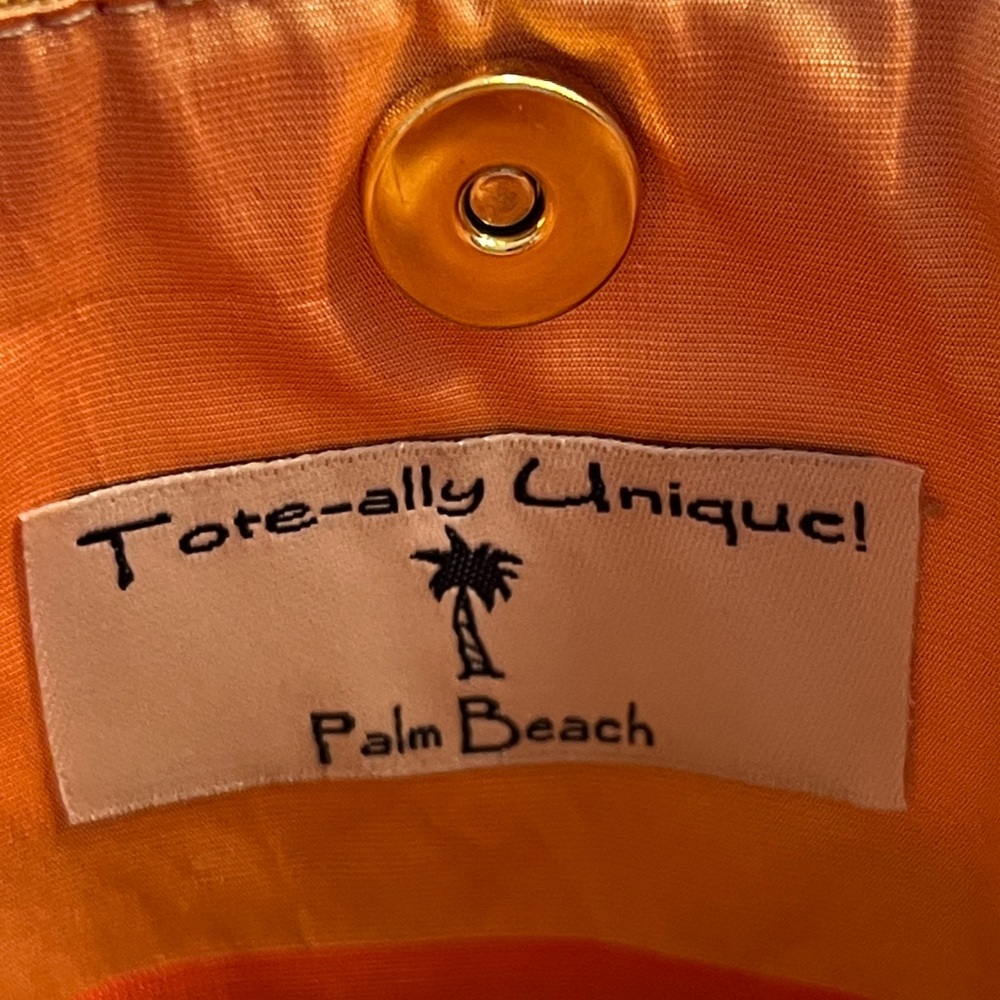 PALM BEACH BOUTIQUE Tote-ally Unique Birds In A Fountain - Picture 5 of 9